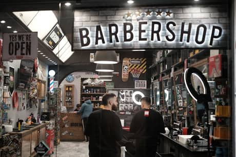 Cara Memilih Aplikasi Barbershop yang Tepat untuk Bisnismu