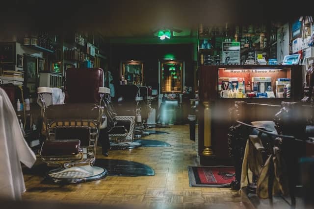 Harga Aplikasi Barbershop: Berapa Biaya yang Wajar?